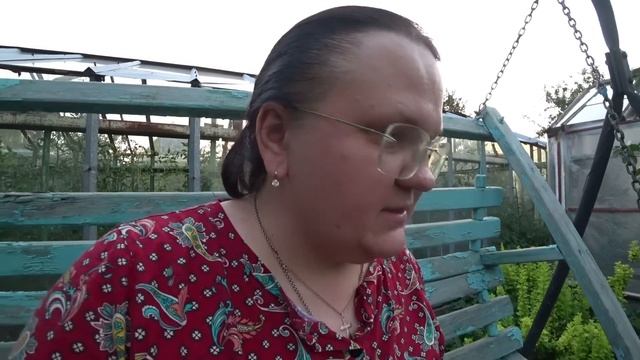 Душно на улице. Летний салат. Начинаем делать системы. Бракованные полоски. Бархатцы в клумбе. смотреть онлайн