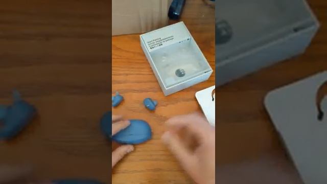 Unboxing: Sony WF-SP800N Active Noise Cancelling IP55 Water Resistant Earbuds смотреть онлайн