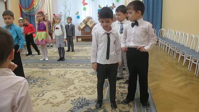 8 марта 2017. Песня "Мамочка" смотреть онлайн