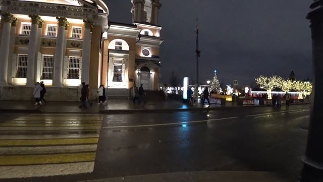 Москва новогодняя. Как бюджетно провести время в Москве. смотреть онлайн