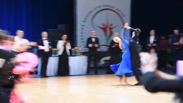 Еркаев Артём - Бондарева Дарья (Направление, Магнитогорск) | Вальс смотреть онлайн