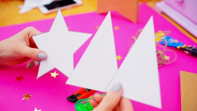 DIY Декор На НОВЫЙ ГОД/ Бюджетные ИДЕИ из Картона СВОИМИ РУКАМИ смотреть онлайн