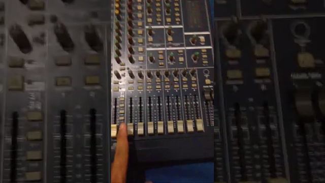 Review mixer behringer eurodesk mx 3282A смотреть онлайн
