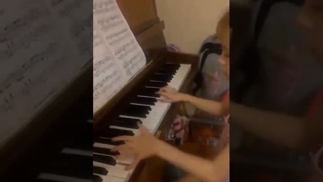 Полька Балакирева + Даша Спориш смотреть онлайн