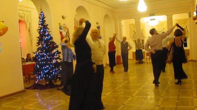 Вальс Паганини Новогодний танцвечер в Курчатовском смотреть онлайн