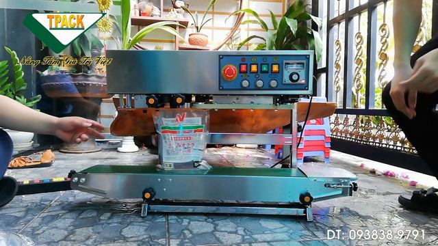 Máy hàn miệng túi liên tục dạng đứng có in date in hạn sử dụng смотреть онлайн
