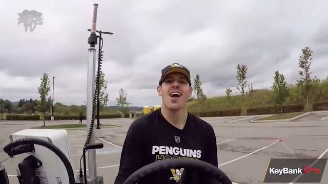 Малкин и Кросби. Гонки на ледовых комбайнах / Malkin vs Crosby. смотреть онлайн