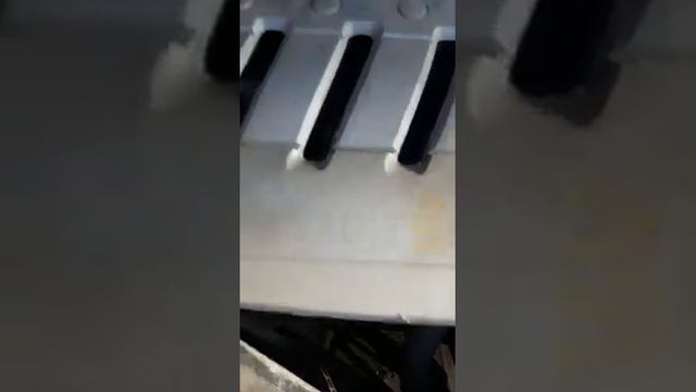 Renault Laguna (Рено лагуна) 2. Мотор 1.8 смотреть онлайн