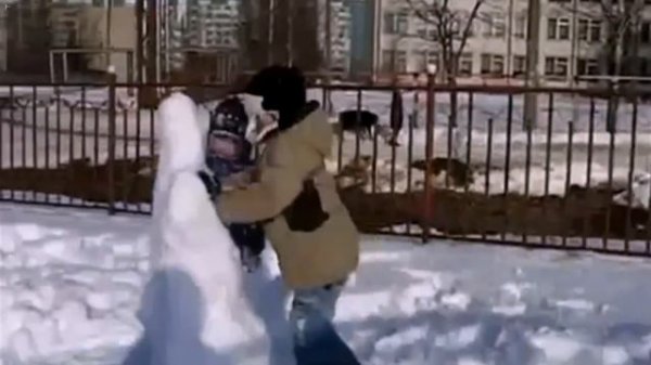 KillaGram - "Пойдём, убьём снеговика".