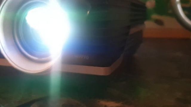 BENQ MP770