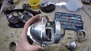 Тюнинг фар на Toyota Caldina установка светодиодных Bi Led линз