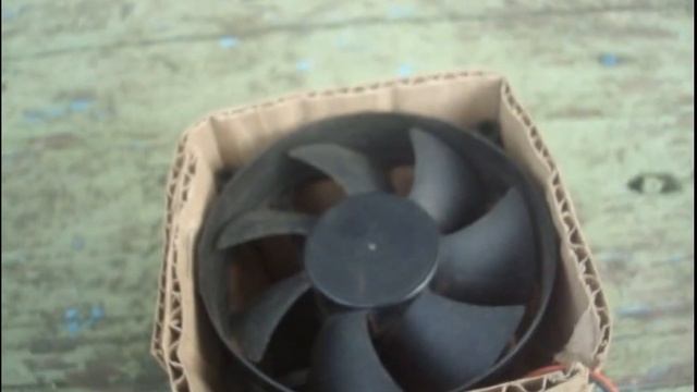 Как сделать мини пылесос своими руками How to make vacuum cleaner смотреть онлайн