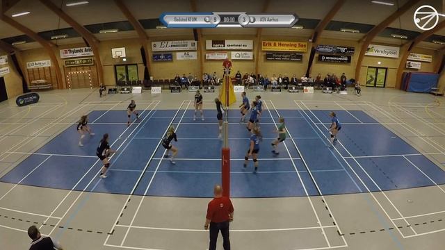 Klokken 14:00 - Bedsted KFUM Vs. ASV Århus (1. Divisions Damer) смотреть онлайн