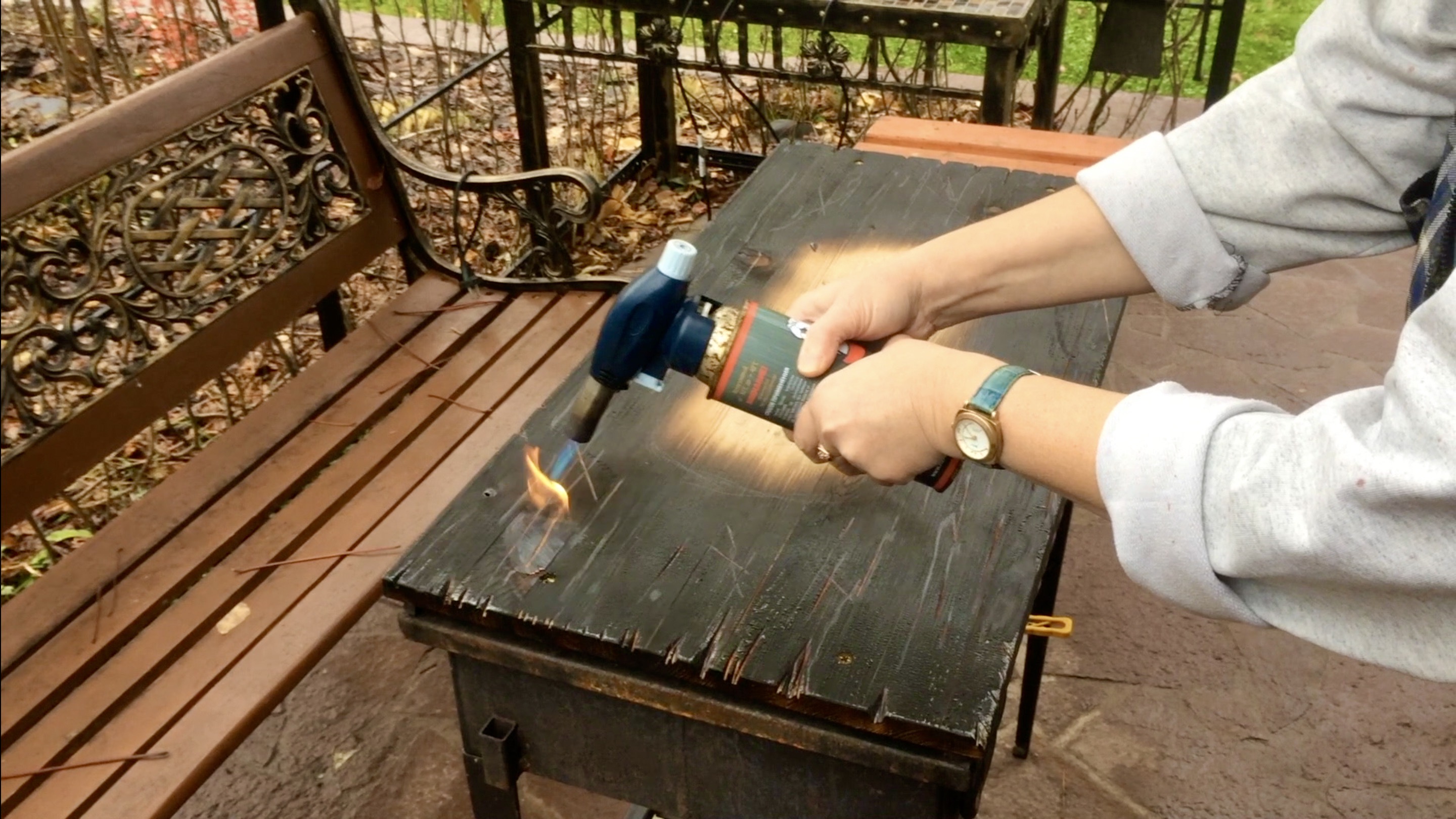 СТАРЫЕ ДОСКИ ДЛЯ ДЕКОРА САДА И ИНТЕРЬЕРА. БРАШИРОВАНИЕ. ПАТИНИРОВАНИЕ. ДАЧНЫЙ КРЕАТИВ.