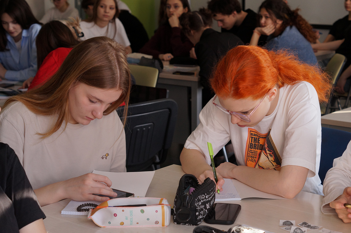 Представители ВГТУ провели двухнедельную профильную медиасмену для будущих журналистов смотреть онлайн