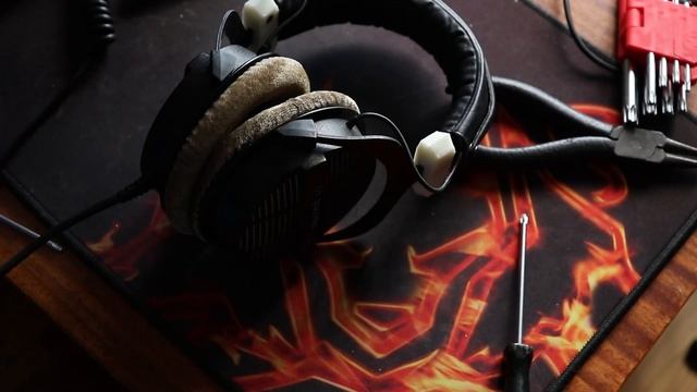 Как починить пластиковый слайдер наушников Beyerdynamic 770 880 990 200 400 HS DT PRO смотреть онлайн