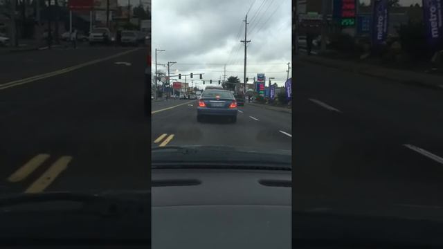 Культура вождения в США. Светофор не работает.