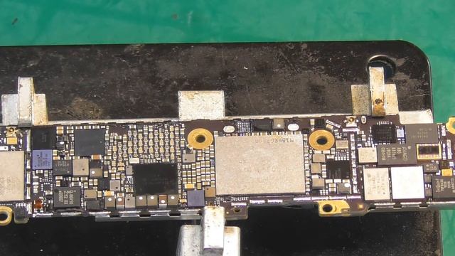 ремонт iphone 5se, замена контроллера заряда "tristar" смотреть онлайн