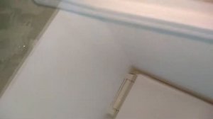 Как приклеить пластиковые уголки на откосы? Подрезка уголков под 45°.