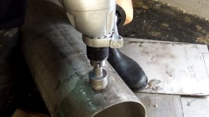 КАК СДЕЛАТЬ ОТВЕРСТИЕ В МЕТАЛЛЕ БОЛЬШОГО ДИАМЕТРА