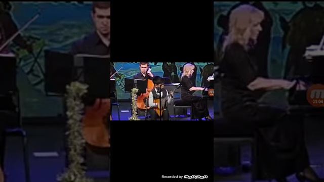 Мой брат играет на виолончели смотреть онлайн