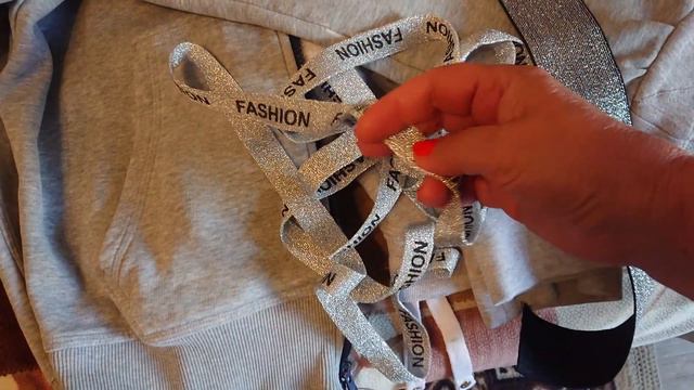 Днепр 😱Торговля на ОБОЧИНЕ 🥘Брикетная еда⛲ ФОНфонтан 07.06.2023. смотреть онлайн