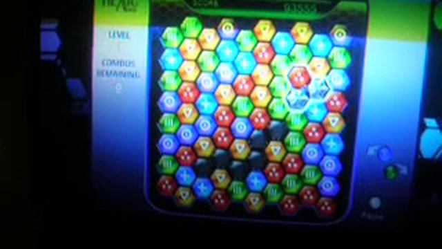 Hexic HD- level 1poo bah (11 combos remaining) смотреть онлайн