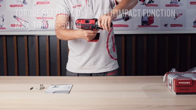 CHD-S20Li UNPACKING CORDLESS HAMMER DRIL смотреть онлайн