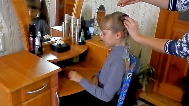 Как сделать две гульки?! +украшение ручной работы/How to do two bun?! +scrunchie bun handmade смотреть онлайн