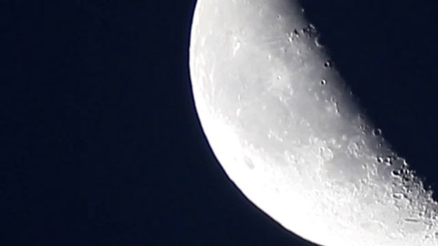 Canon Rebel T3i/600D + EFS 55-250mm f4.0-5-.6 IS II смотреть онлайн