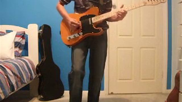 Green Day- Holiday Solo смотреть онлайн