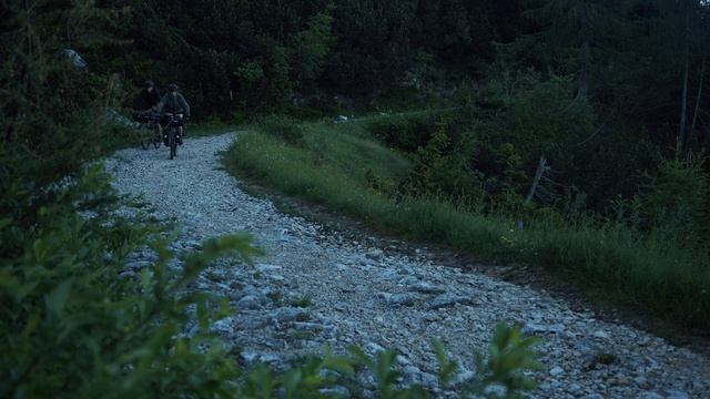 Bikepacking Italy: the Asiago Loop, part II смотреть онлайн