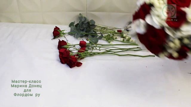 Собираем букет невесты в красно-белой гамме. смотреть онлайн