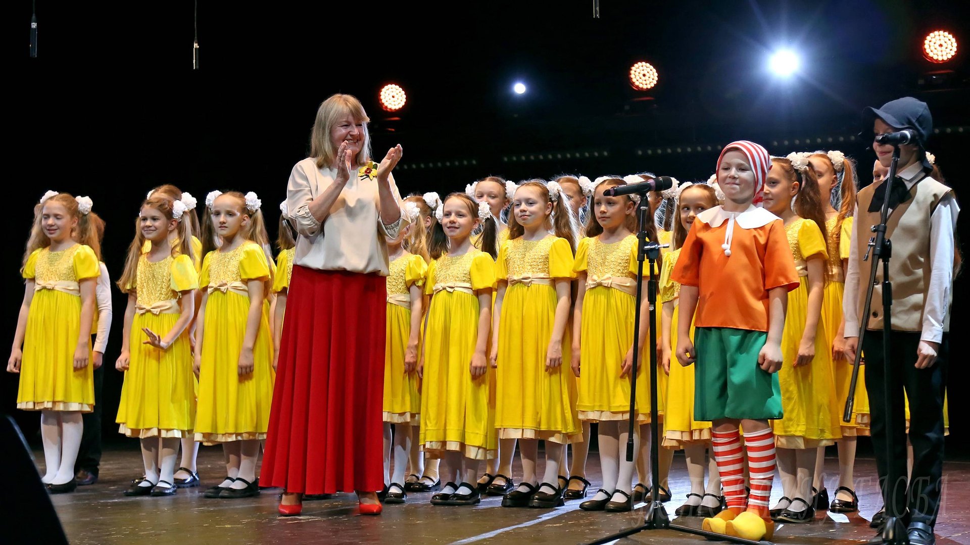 "Буратино", Ансамбль Локтева. "Pinocchio", Loktev Ensemble. смотреть онлайн