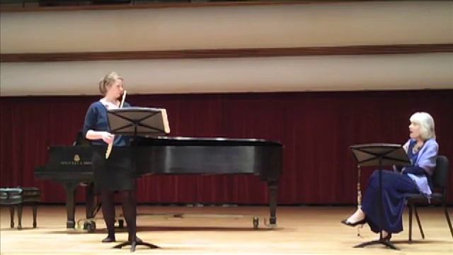 Leone Buyse flute masterclass at Kentucky Flute Fair 2011: D-flat/C-sharp in TUNE! смотреть онлайн