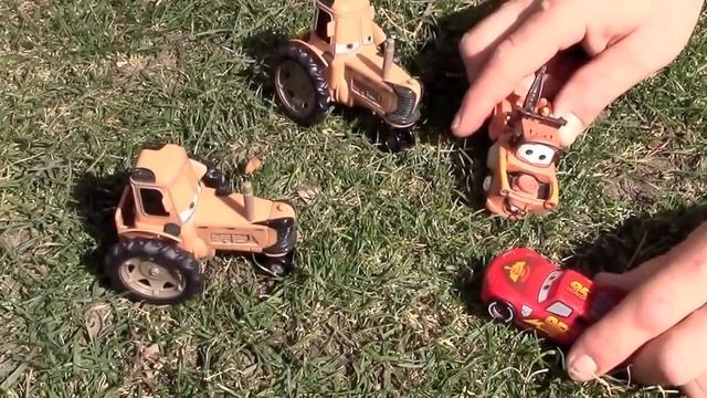 Tractor Tipping - Lightning McQueen & Mater CARS Movie Frank Ramone Flo смотреть онлайн