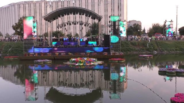 День города Харьков Парк Стрелка 23 08 2016 – Обзор сцены смотреть онлайн