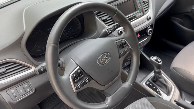 Hyundai Solaris 2017 1.6AT Пробег: 20 тыс км