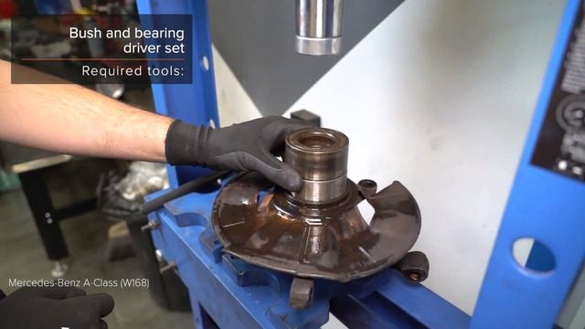 Πώς αντικαθιστούμε εμπρόσθιοι ρουλεμάν τροχού σε MERCEDES W168 [ΟΔΗΓΊΕΣ AUTODOC] смотреть онлайн