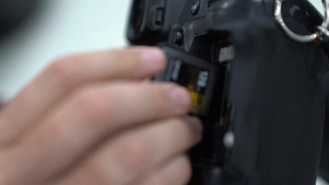 How to Update Nikon D5/D500/D850 DSLR Cameras To Support CFexpress Type-B Cards смотреть онлайн