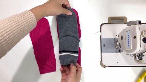 How to sew the socks fit your feet with just 2 seams