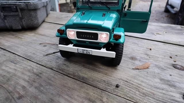 WOW IM IMPRESSED! THIS SCALE RC TRUCK IS AWESOME | FMS Toyota Land Cruiser FJ45 смотреть онлайн