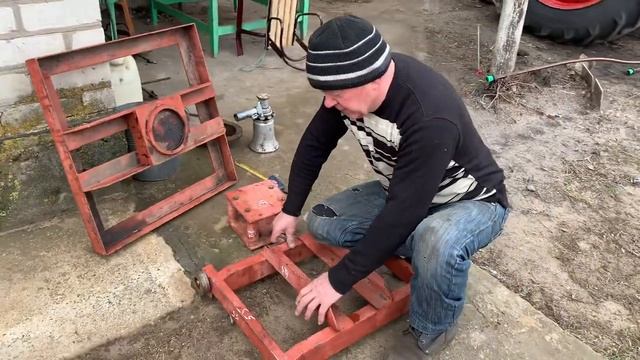 МТЗ. ЮМЗ. Т-40. Т-16. Т-25 і їх брати і сестри. Пристрій для ремонту агрегатів. смотреть онлайн