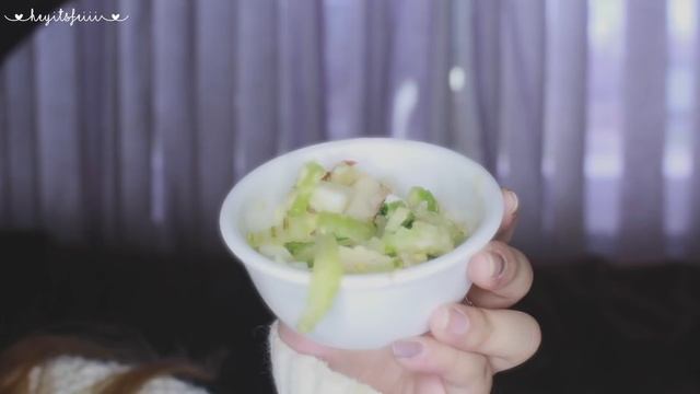 American vs Korean Blackhead Nose Strips | WHO'S BETTER?! смотреть онлайн