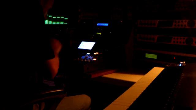 MPC 5000-Proteus 2500-Alesis QSR смотреть онлайн