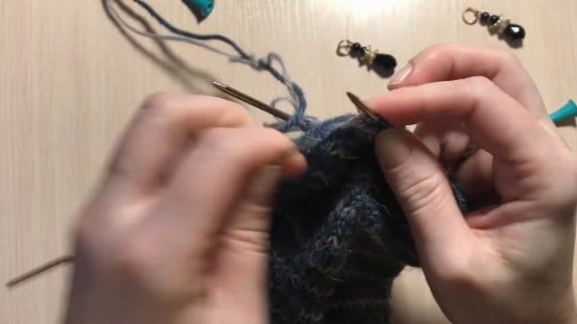 Вяжем самый красивый и удобный мысок для носка/We knit a beautiful toe of a sock! смотреть онлайн