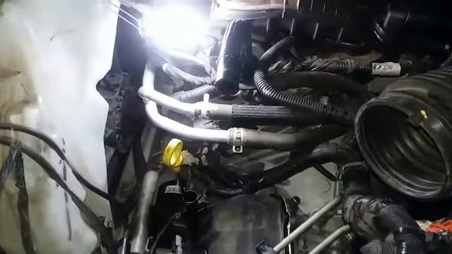 Dica de como medir o óleo do câmbio da Dodge Journey com câmbio 62TE смотреть онлайн