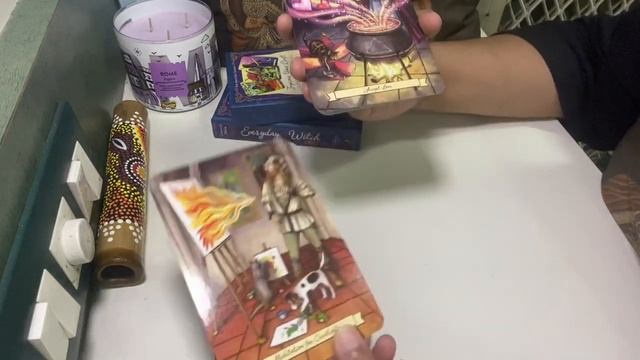EVERYDAY WITCH ORACLE CARDS -UNBOXING AND FLIPTHROUGH #aaobateinkarein#unboxing#witch? смотреть онлайн