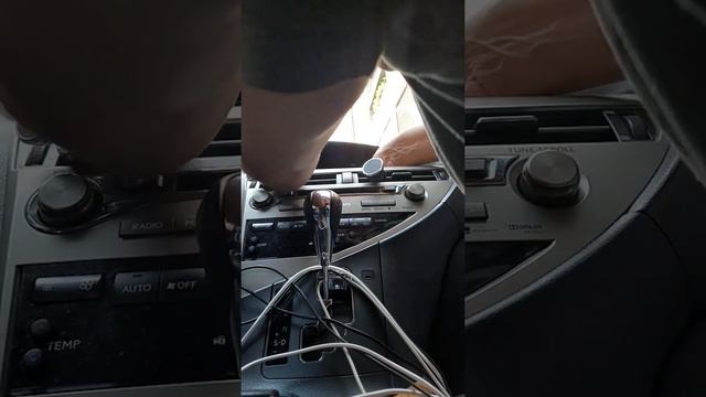 Как достать сим карту из lexus 450 смотреть онлайн