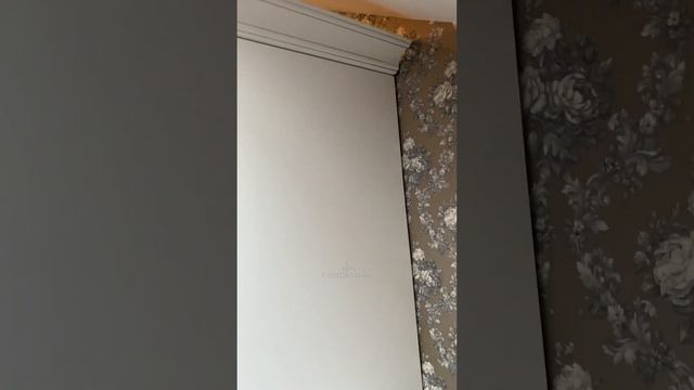 Классический шкаф и комод в спальню в мансардном помещении смотреть онлайн